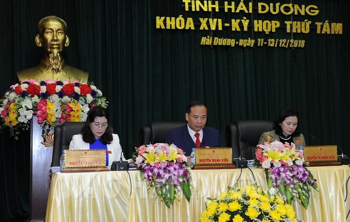 8th session of 16th Provincial People's Council solemnly opens